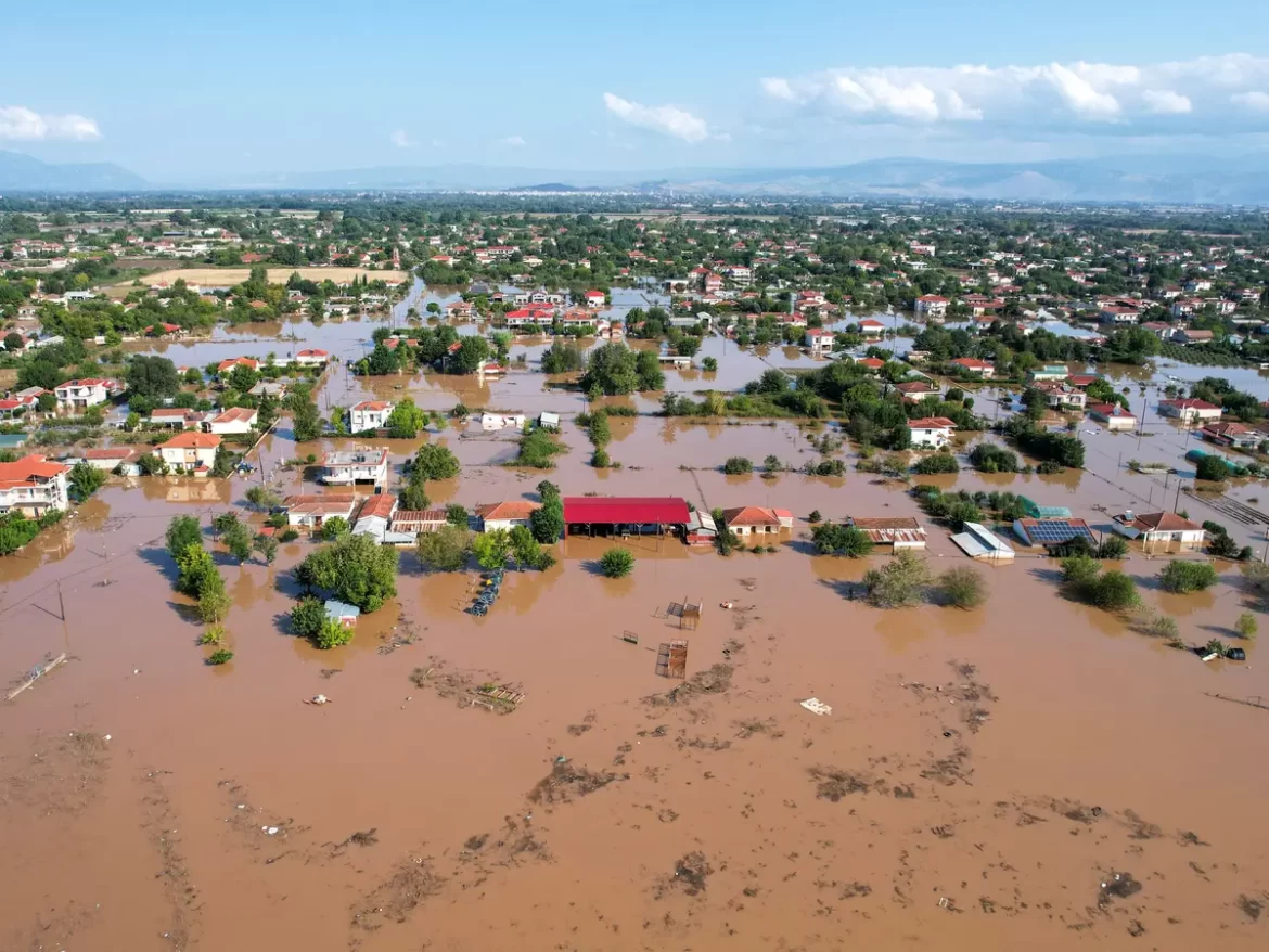 العاصفة دانيال
