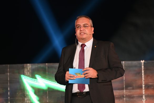 المهندس أحمد محمود